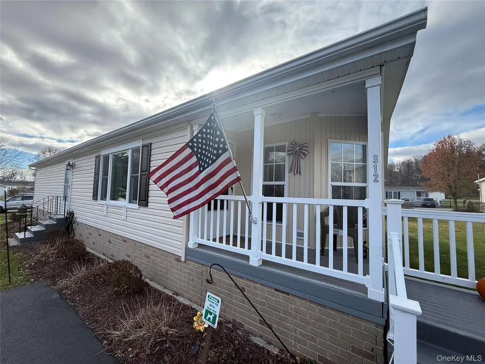 Unit for sale at 312 Brittany Terrace, New Windsor, NY 12575