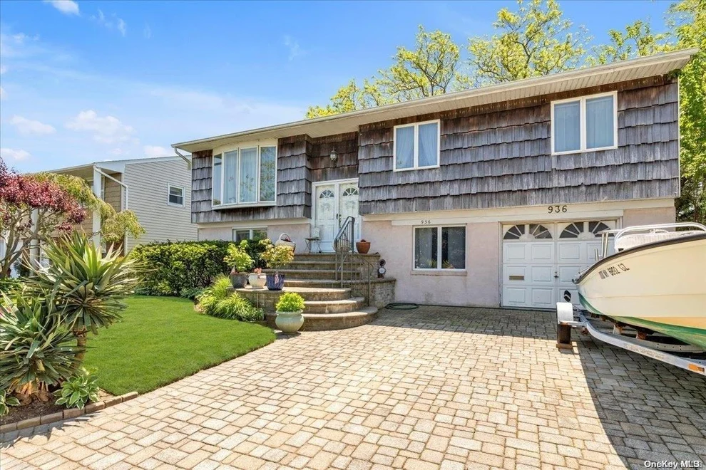 Unit for sale at 936 Gerry Avenue, Hempstead, NY 11561