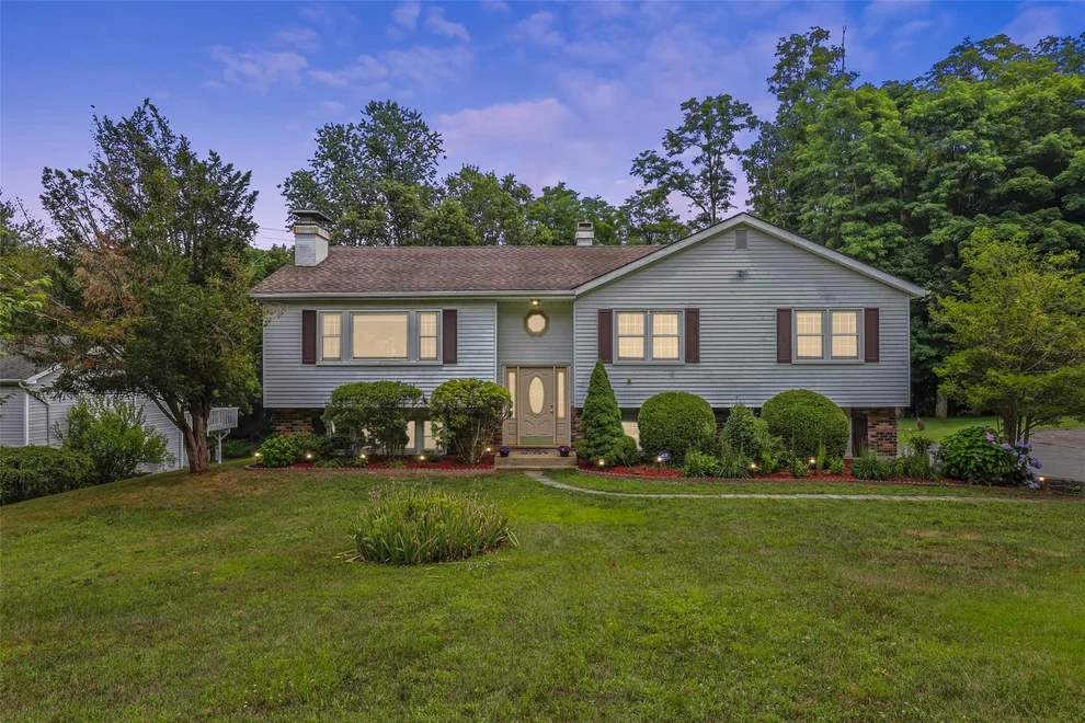 Unit for sale at 514 Saw Mill River Road, New Castle, NY 10546