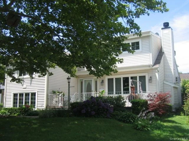 Unit for sale at 227 McKinley Avenue, Hempstead, NY 11558