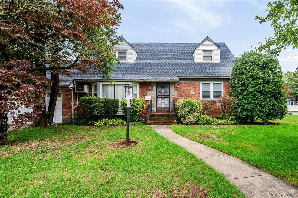 Unit for sale at 10 Linden Street, Hempstead, NY 11565