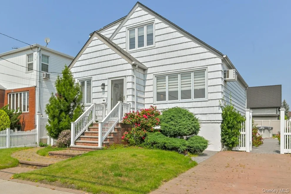 Unit for sale at 162-29 95th Street, New York, NY 11414