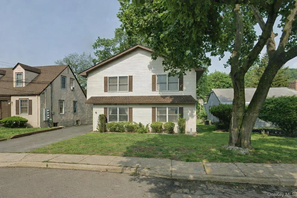 Unit for sale at 6 Francis Avenue, Orangetown, NY 10960