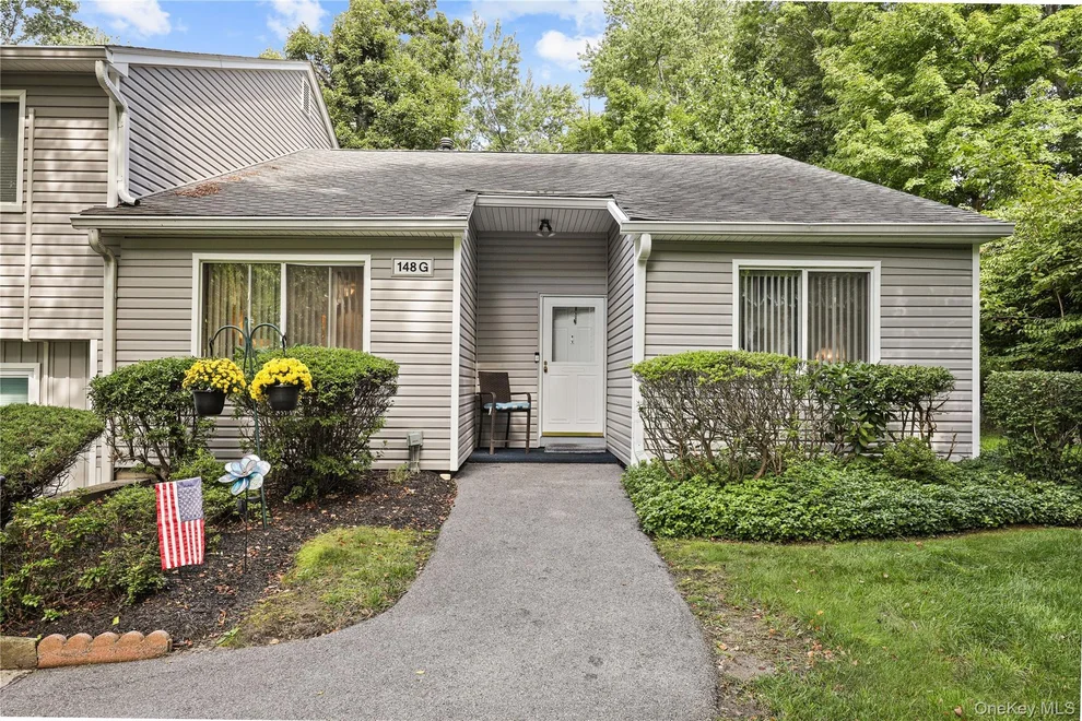 Unit for sale at 148 Flintlock Way, Yorktown, NY 10598