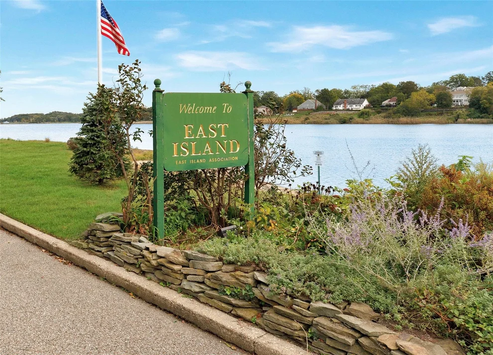 Unit for sale at 16 Eastland Drive, Glen Cove, NY 11542