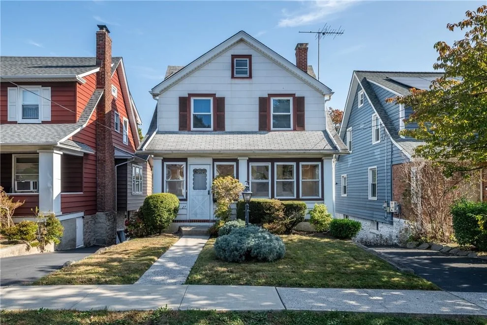Unit for sale at 27 Ellenton Avenue, New Rochelle, NY 10801