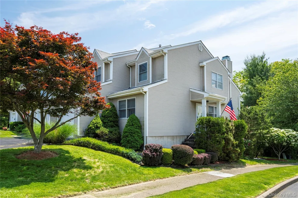 Unit for sale at 50 Deer Crossing Drive, Fishkill, NY 12524