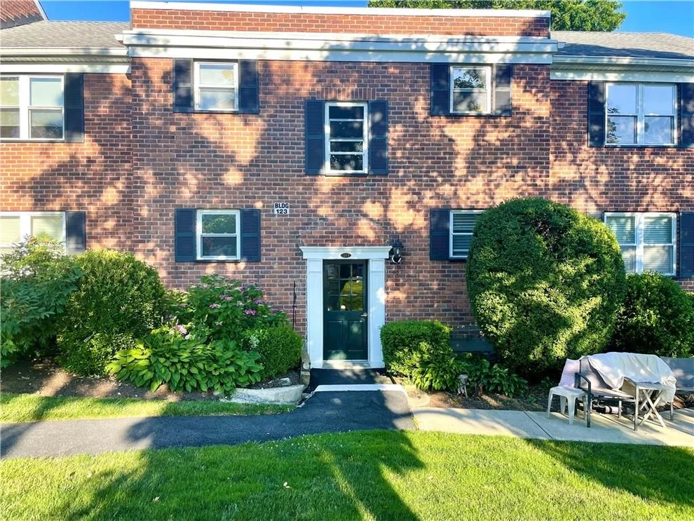 Unit for sale at 123-7 S Highland Avenue, Ossining, NY 10562