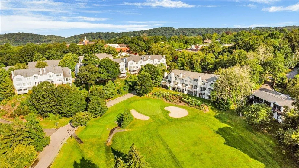 Unit for sale at 5 Country Club Lane, Mount Pleasant, NY 10570
