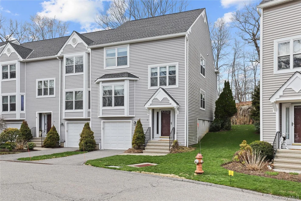 Unit for sale at 10 Guilford Circle, Lewisboro, NY 10526
