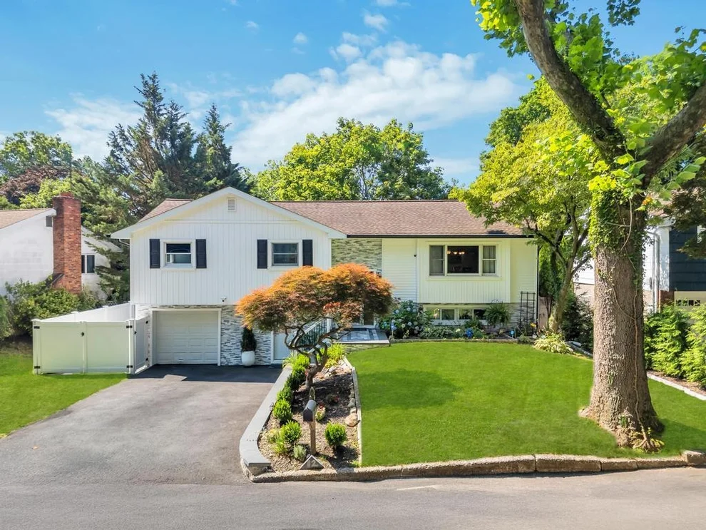 Unit for sale at 12 Terrace Drive, Huntington, NY 11746
