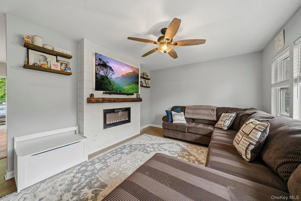 Unit for sale at 1040 Route 211 W, Mount Hope, NY 10940
