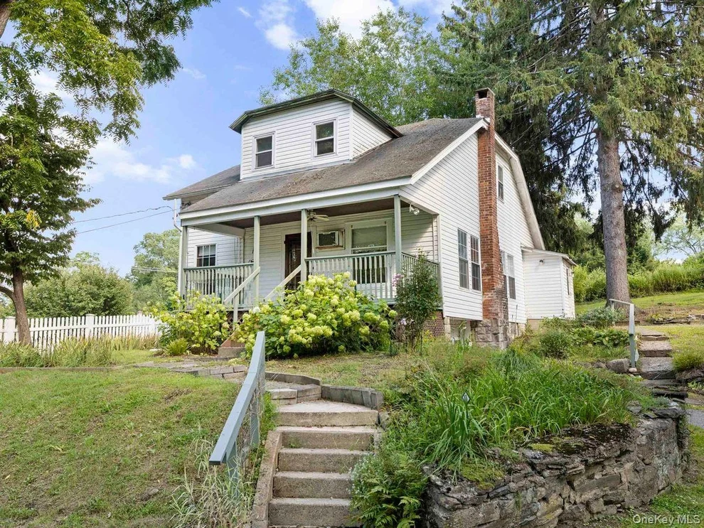 Unit for sale at 1 Jackman Street, Lloyd, NY 12528