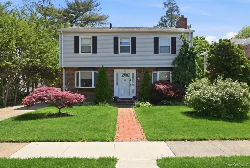 Unit for sale at 219 KIlburn Road, Hempstead, NY 11530