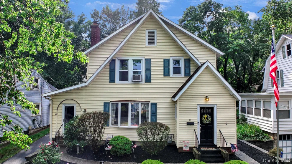 Unit for sale at 11 City Terrace N, Newburgh (City), NY 12550