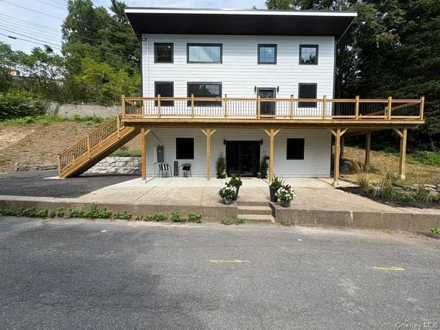 Unit for sale at 33 Valley Street, Saugerties, NY 12477