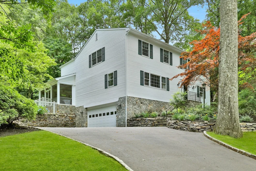 Unit for sale at 18 Valley Lane, New Castle, NY 10514
