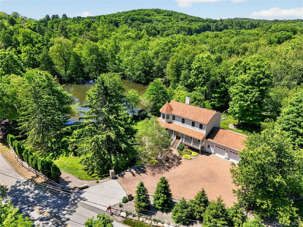 Unit for sale at 433 Barrett Hill Road, Carmel, NY 10541