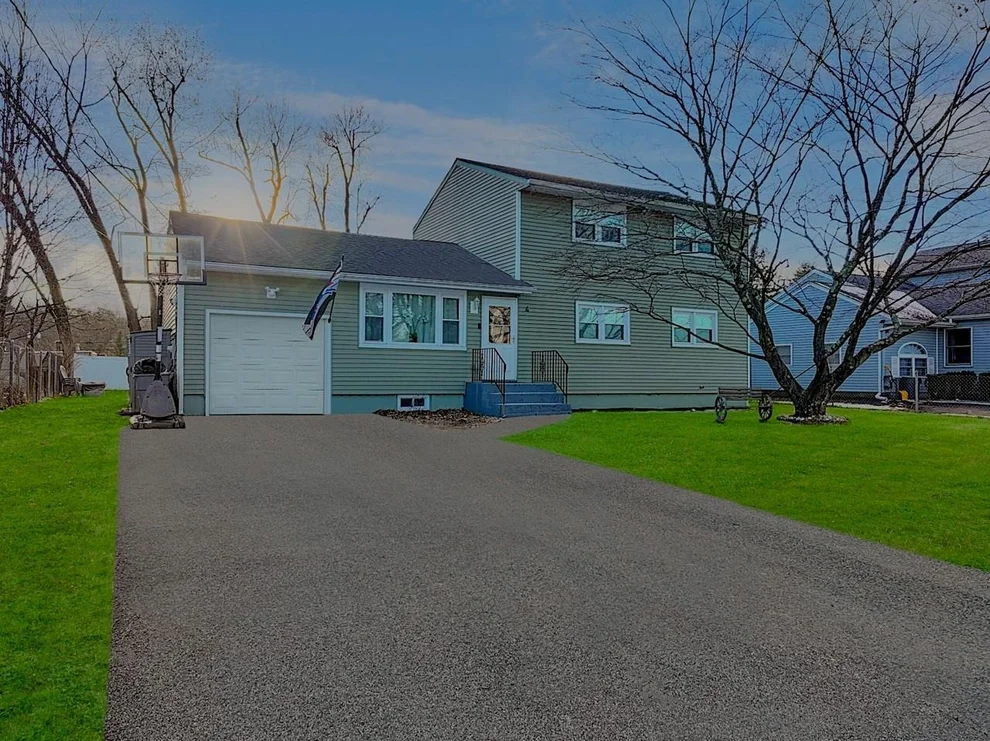 Unit for sale at 4 Marc Terrace, Monroe, NY 10950