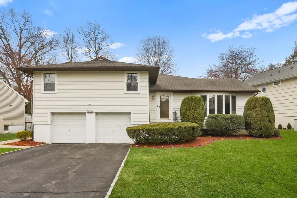 Unit for sale at 334 Victory Boulevard, New Rochelle, NY 10804