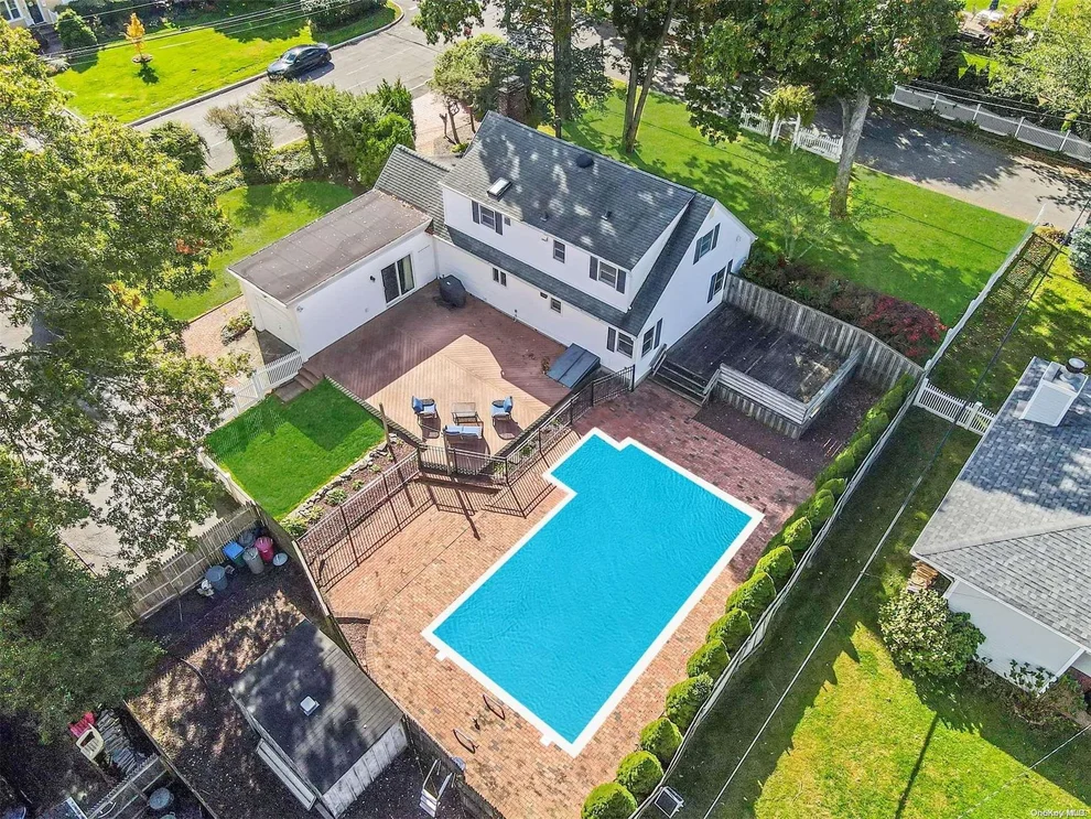 Unit for sale at 273 Cambon Avenue, Smithtown, NY 11780