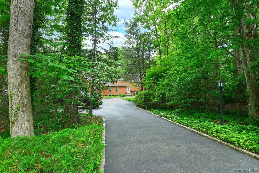 Unit for sale at 21 Craig Drive, Huntington, NY 11746