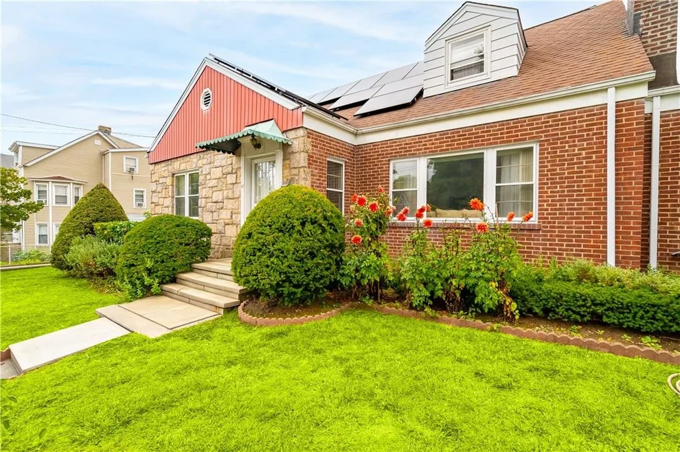 Unit for sale at 157 Villa Avenue, Yonkers, NY 10704