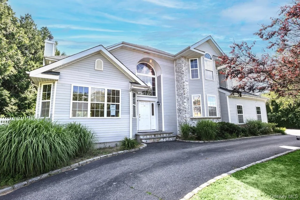 Unit for sale at 72 Sweetgum Lane, Brookhaven, NY 11764