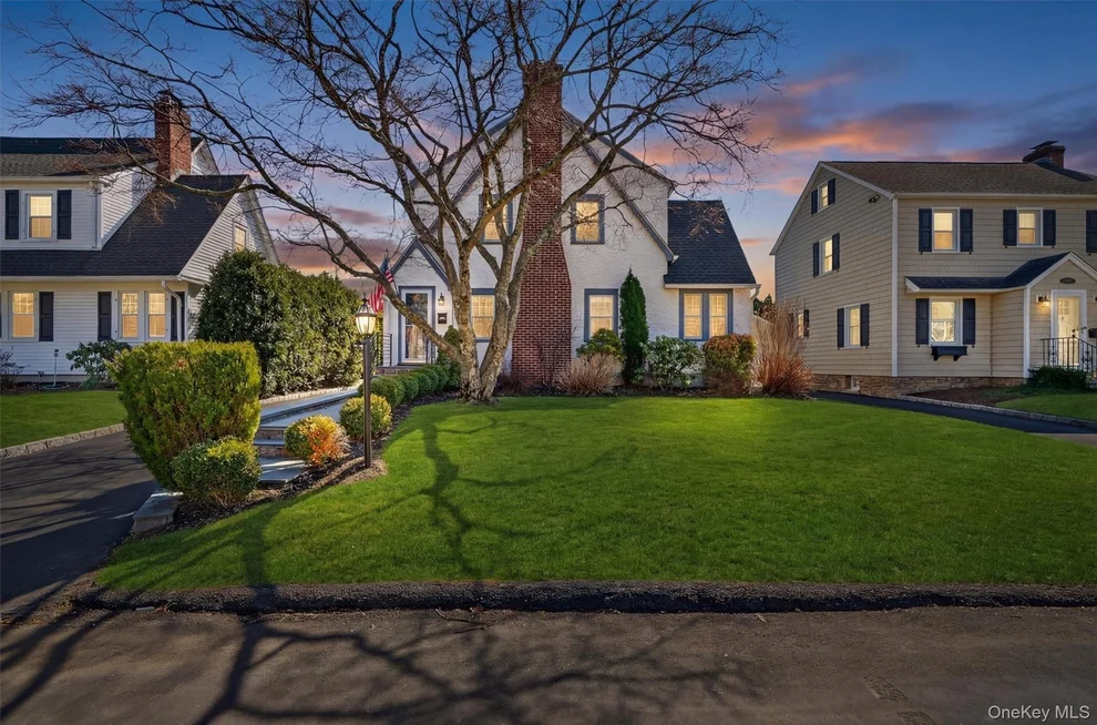 Unit for sale at 59 Benedict Avenue, White Plains, NY 10603