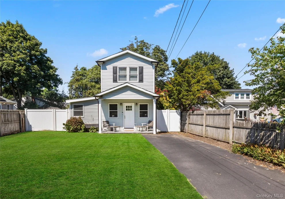 Unit for sale at 35 Rose Street, Smithtown, NY 11788