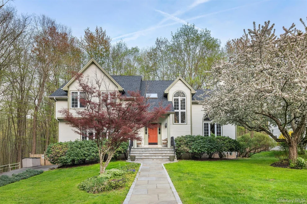Unit for sale at 1400 Chatham Lane, Yorktown, NY 10598