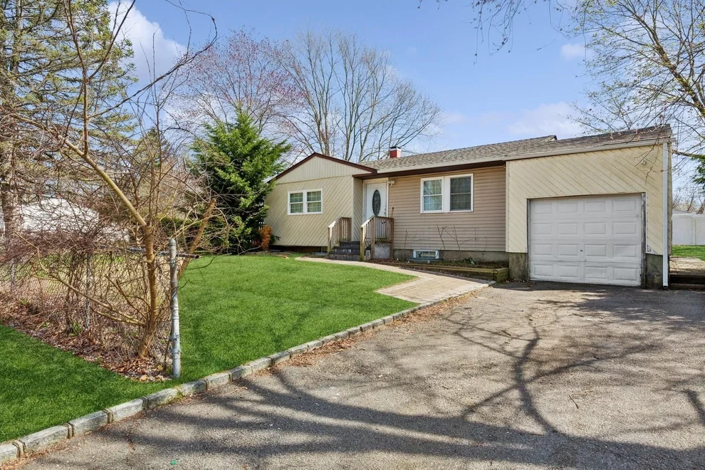 Unit for sale at 270 Louise Avenue, Brookhaven, NY 11772