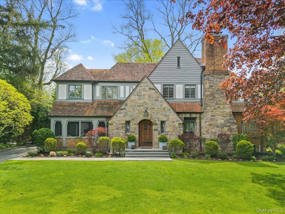Unit for sale at 10 Locust Ridge Road, Mamaroneck, NY 10538