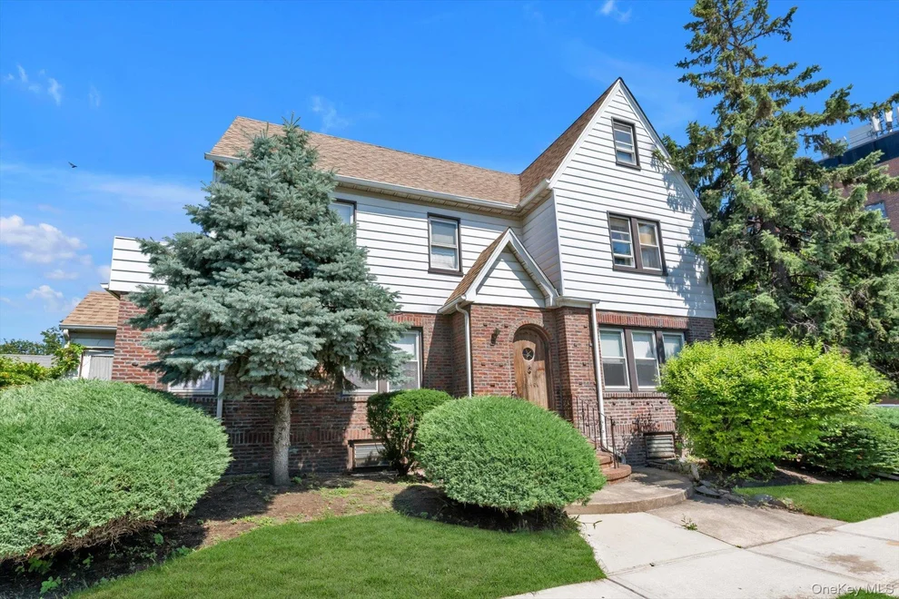 Unit for sale at 164-01 84th Avenue, New York, NY 11432