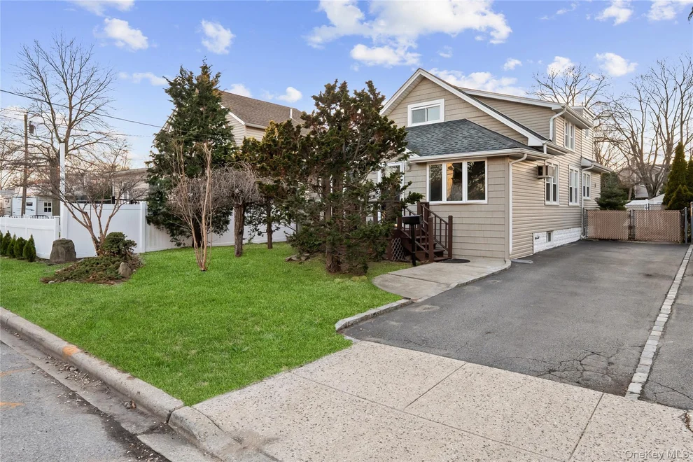 Unit for sale at 2858 Cherry Court, Hempstead, NY 11572