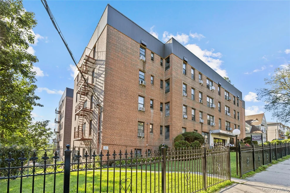 Unit for sale at 309 N broadway Broadway, Yonkers, NY 10701