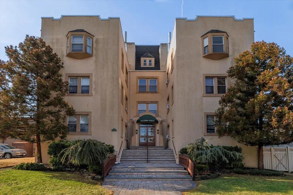 Unit for sale at 714 School Street, Hempstead, NY 11510