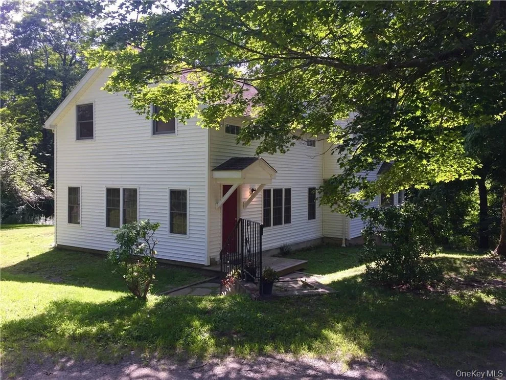 Unit for sale at 188 N Quaker Hill Road, Pawling, NY 12564