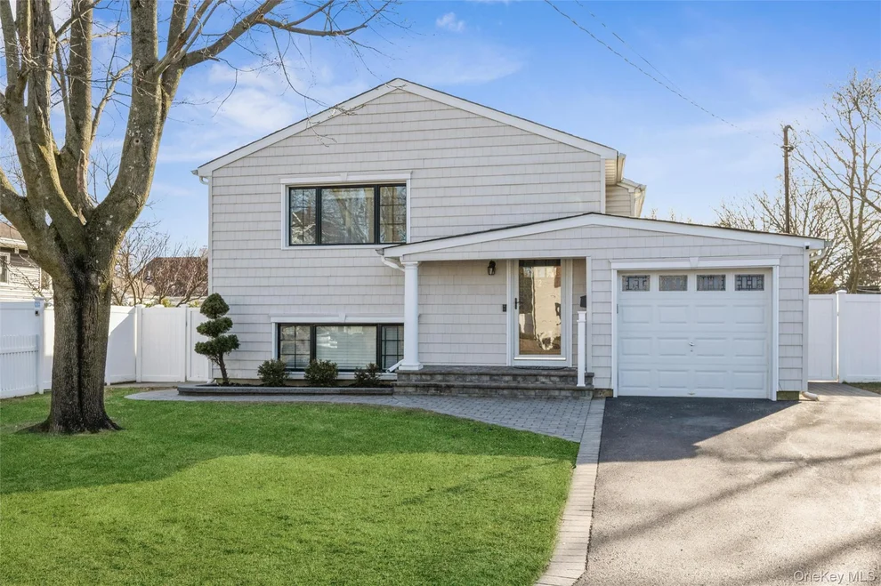 Unit for sale at 2 Udalia Road, Islip, NY 11795