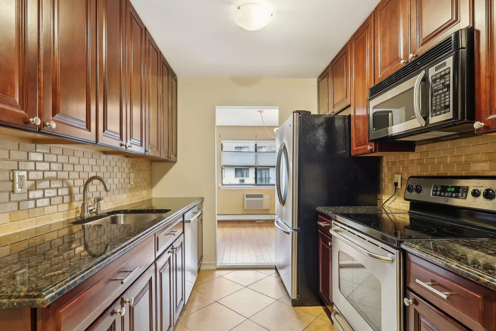 Unit for sale at 24 Carhart Avenue, White Plains, NY 10605