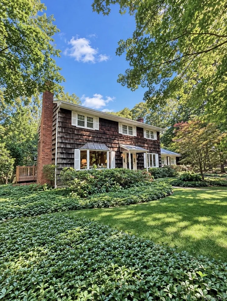 Unit for sale at 3 Gate Road, Smithtown, NY 11780
