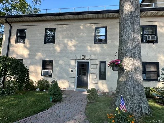 Unit for sale at 61 Manchester Road, Eastchester, NY 10709