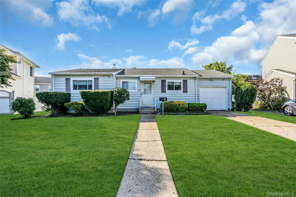 Unit for sale at 28 Lillian Lane, Oyster Bay, NY 11803