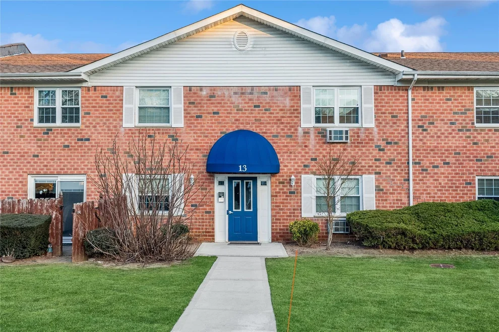 Unit for sale at 460 Old Town Road, Brookhaven, NY 11776