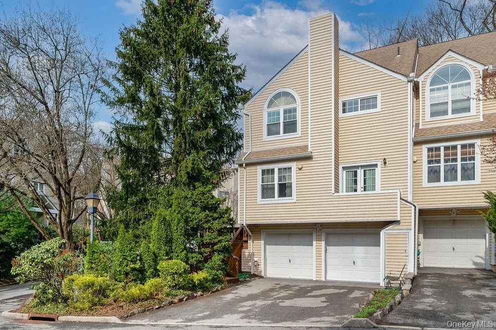 Unit for sale at 75 W Hartsdale Avenue, Greenburgh, NY 10530