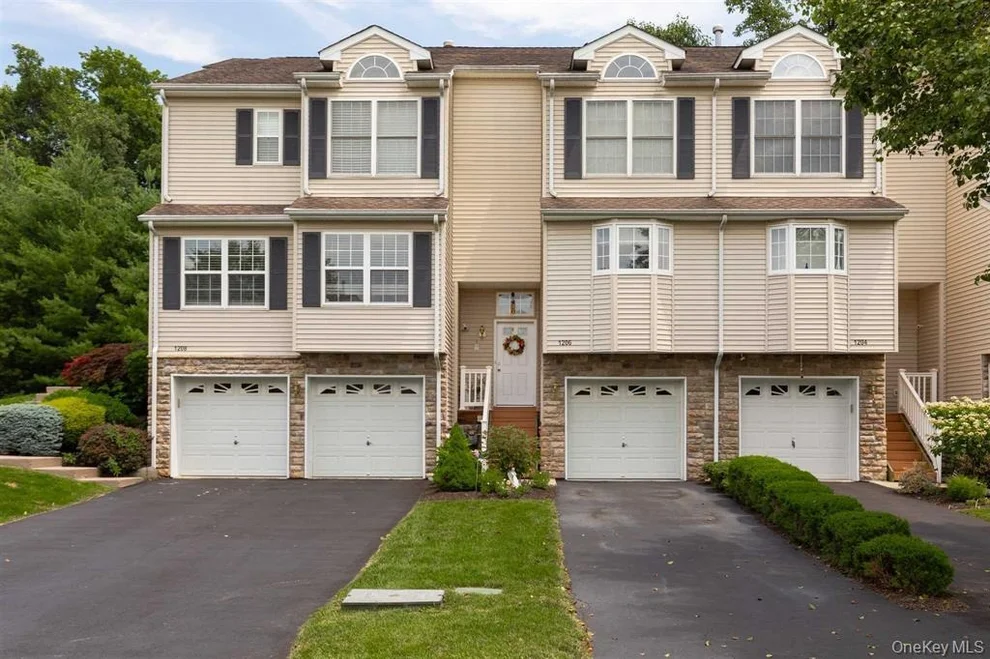 Unit for sale at 1206 Pondview Loop, Wappinger, NY 12590