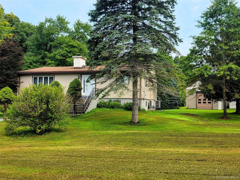 Unit for sale at 84 W Pine Road, Hyde Park, NY 12580