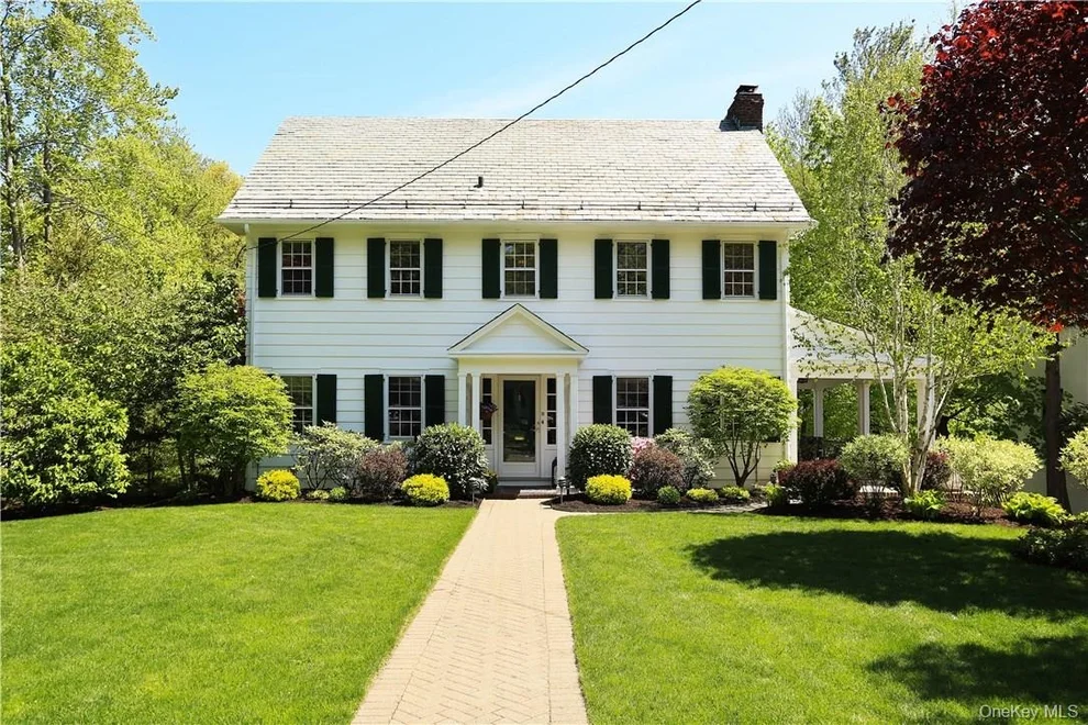 Unit for sale at 18 Forest Lane, Scarsdale, NY 10583