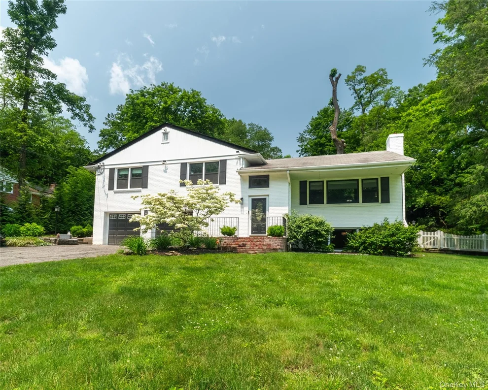 Unit for sale at 175 Chappaqua Road, Ossining, NY 10562