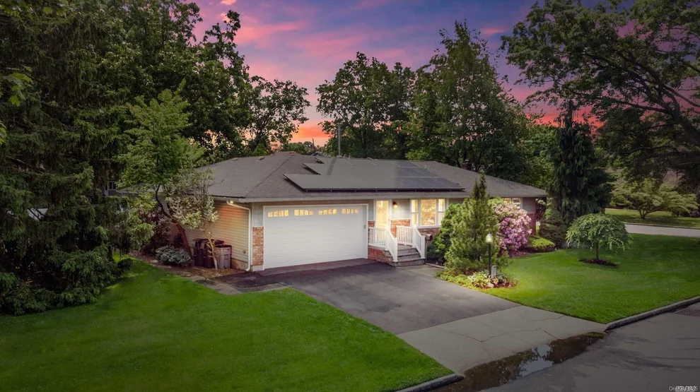 Unit for sale at 27 Arbour Street, Islip, NY 11795